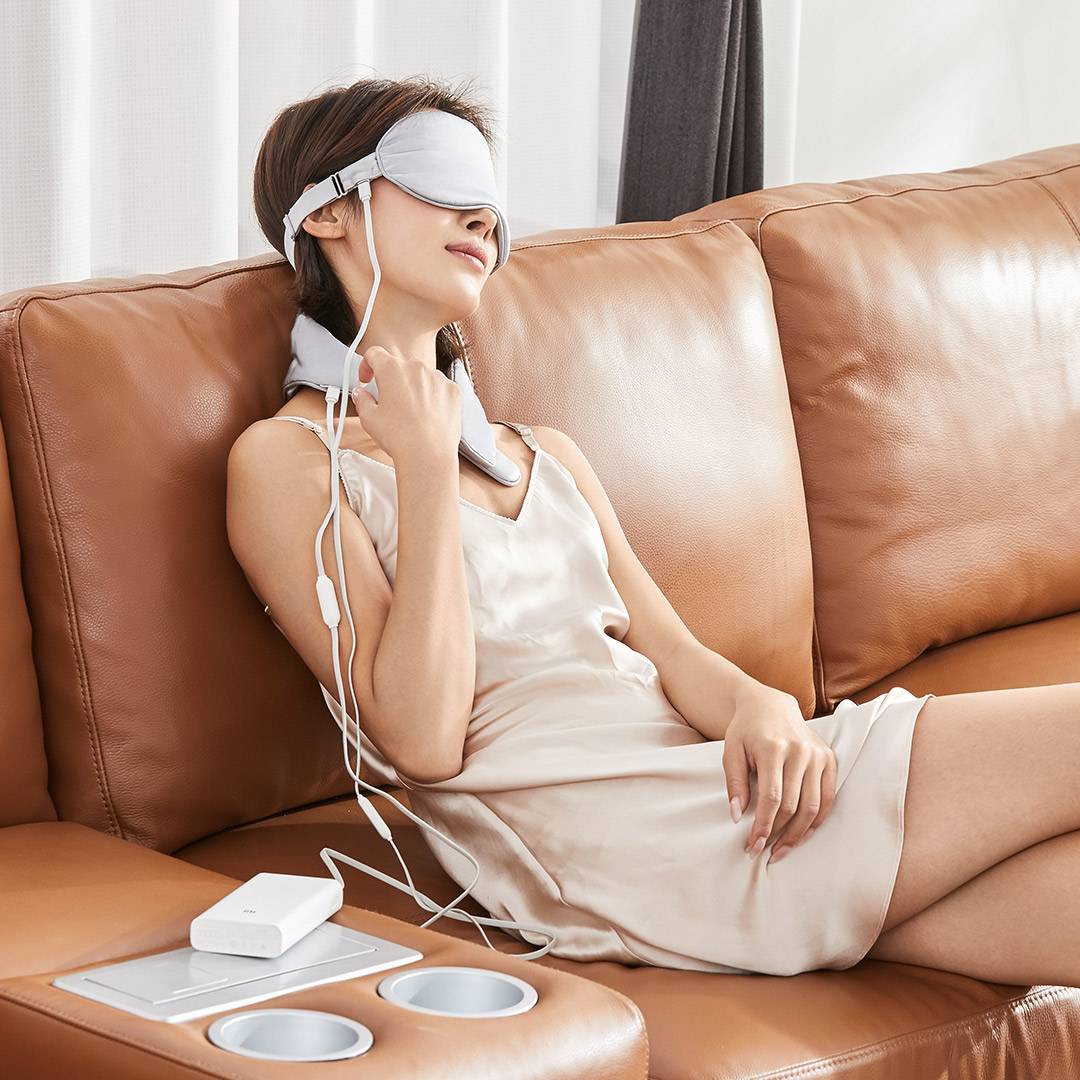 アイマスク 温熱機能付き充電式目元ケア器具