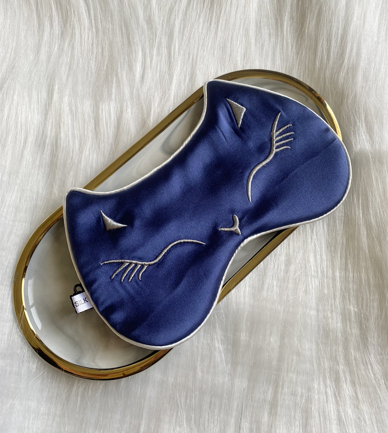 アイマスク にゃんこ夢見る絹のお昼寝仮面