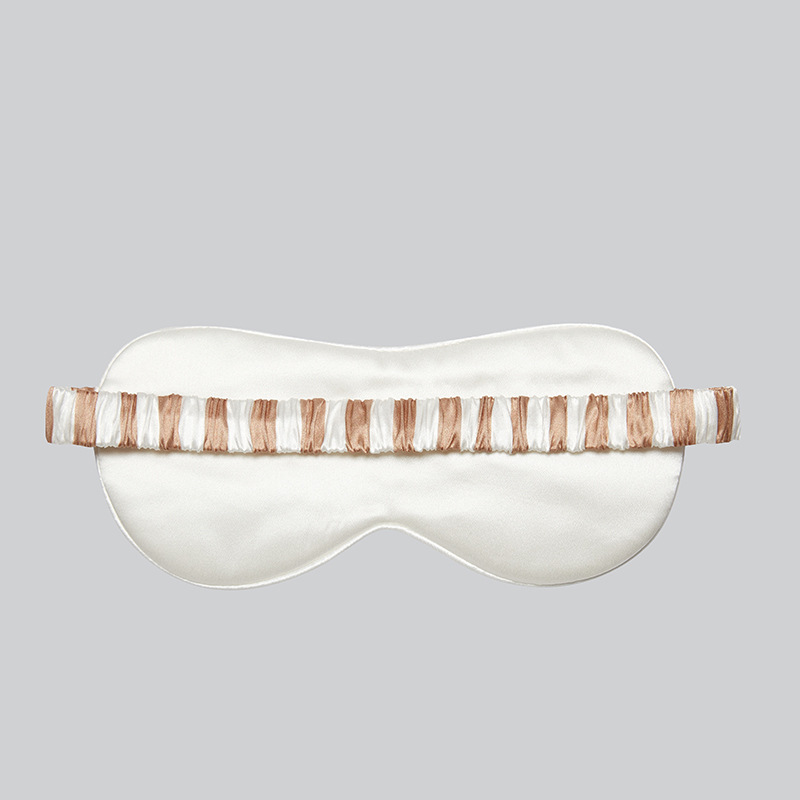 アイマスク ボーダー模様で夢の世界へ誘う安眠アイマスク