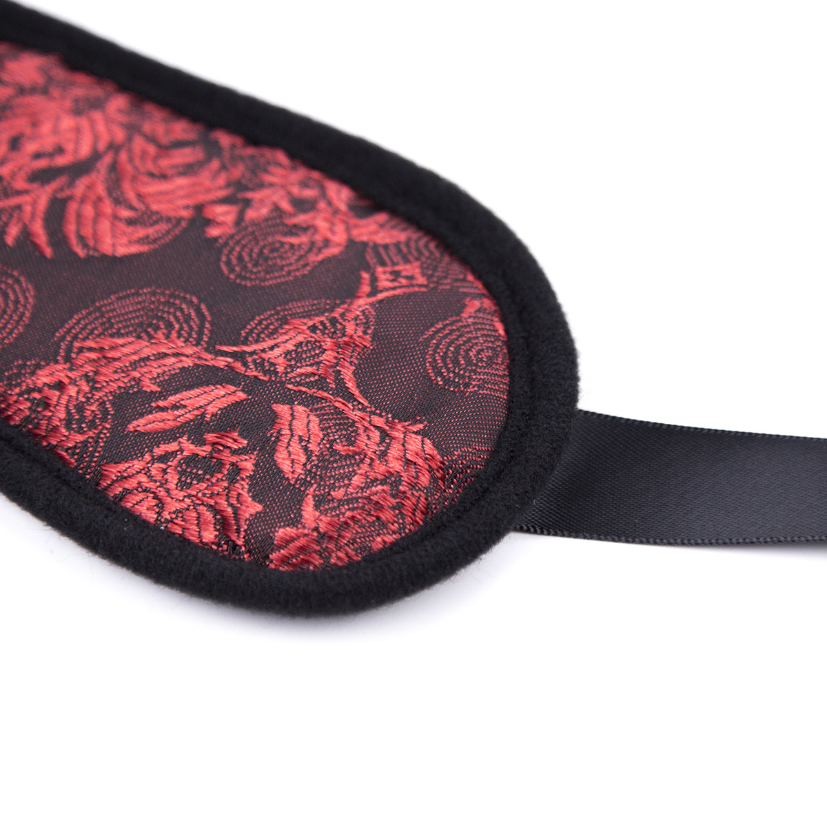 https://fulmo-img-server.com/eyemask-lab/a7e04e65-08d2-43da-8294-b45aa1e15888.jpg