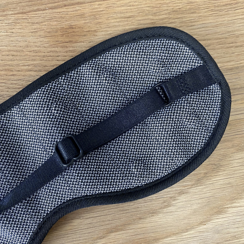 https://fulmo-img-server.com/eyemask-lab/c9dbf726-d999-4d56-87ef-f7c0686ea00d.jpg