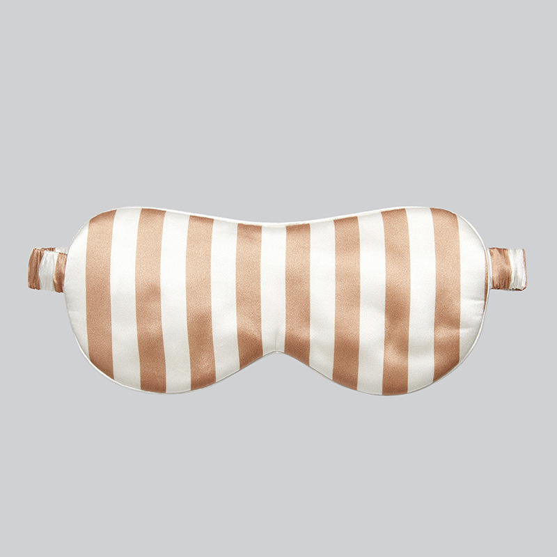 アイマスク ボーダー模様で夢の世界へ誘う安眠アイマスク