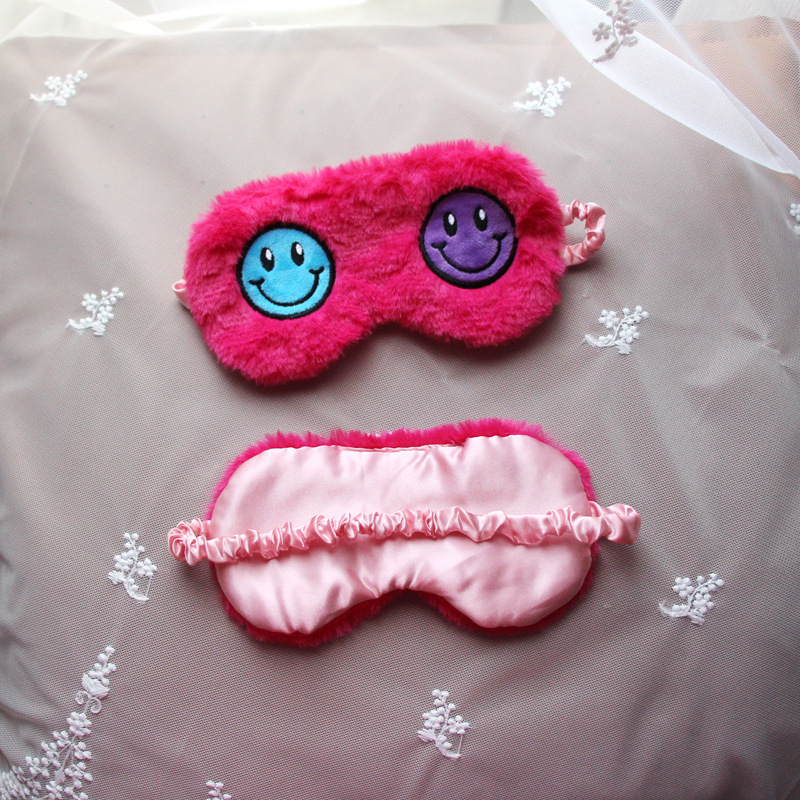 アイマスク にこにこ笑顔のふわもこ夢見るアイマスク