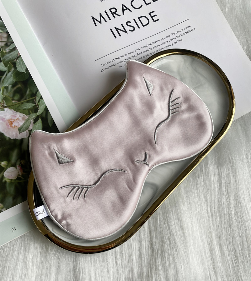 アイマスク にゃんこ夢見る絹のお昼寝仮面