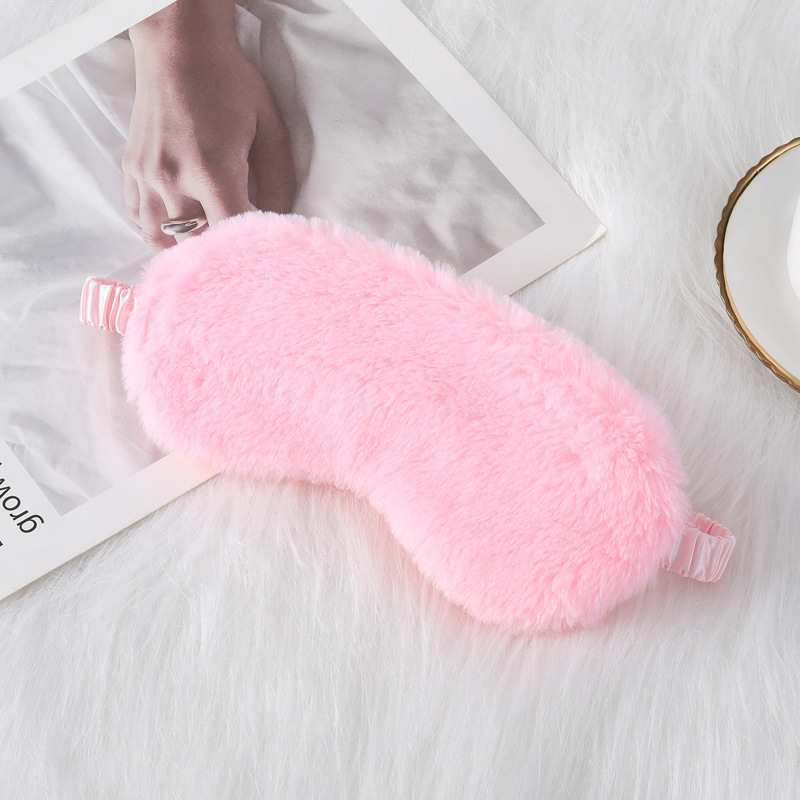 アイマスク ふわふわもこもこ素材の温感安眠アイマスク