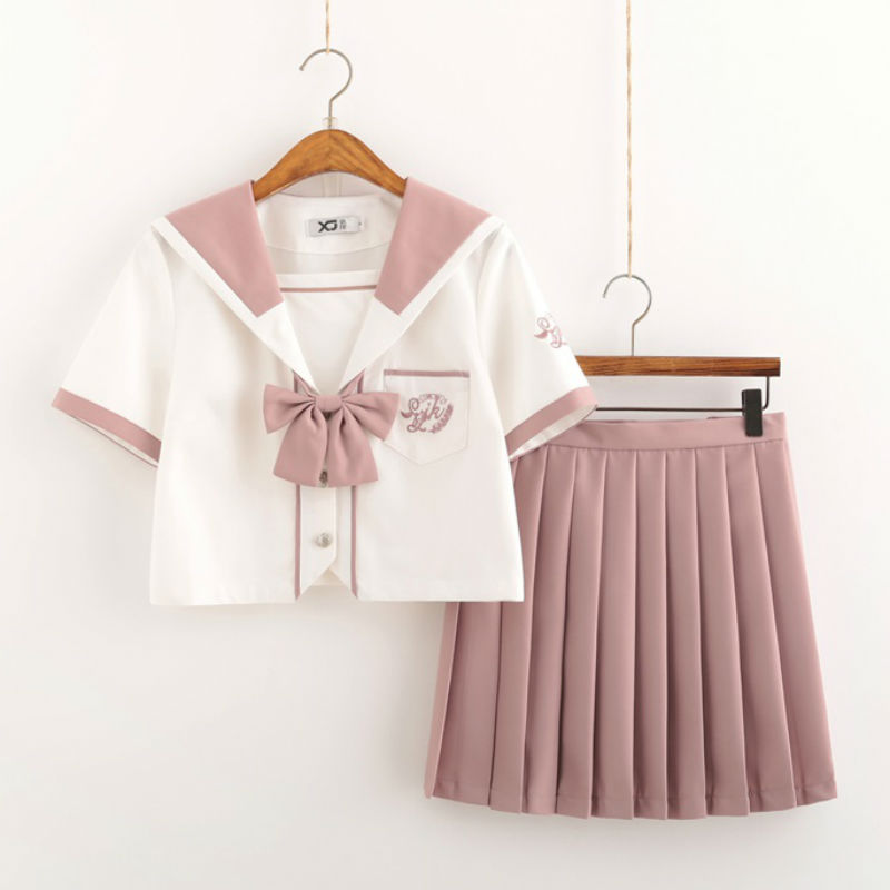 セーラー服 刺繍入り清楚な制服セット