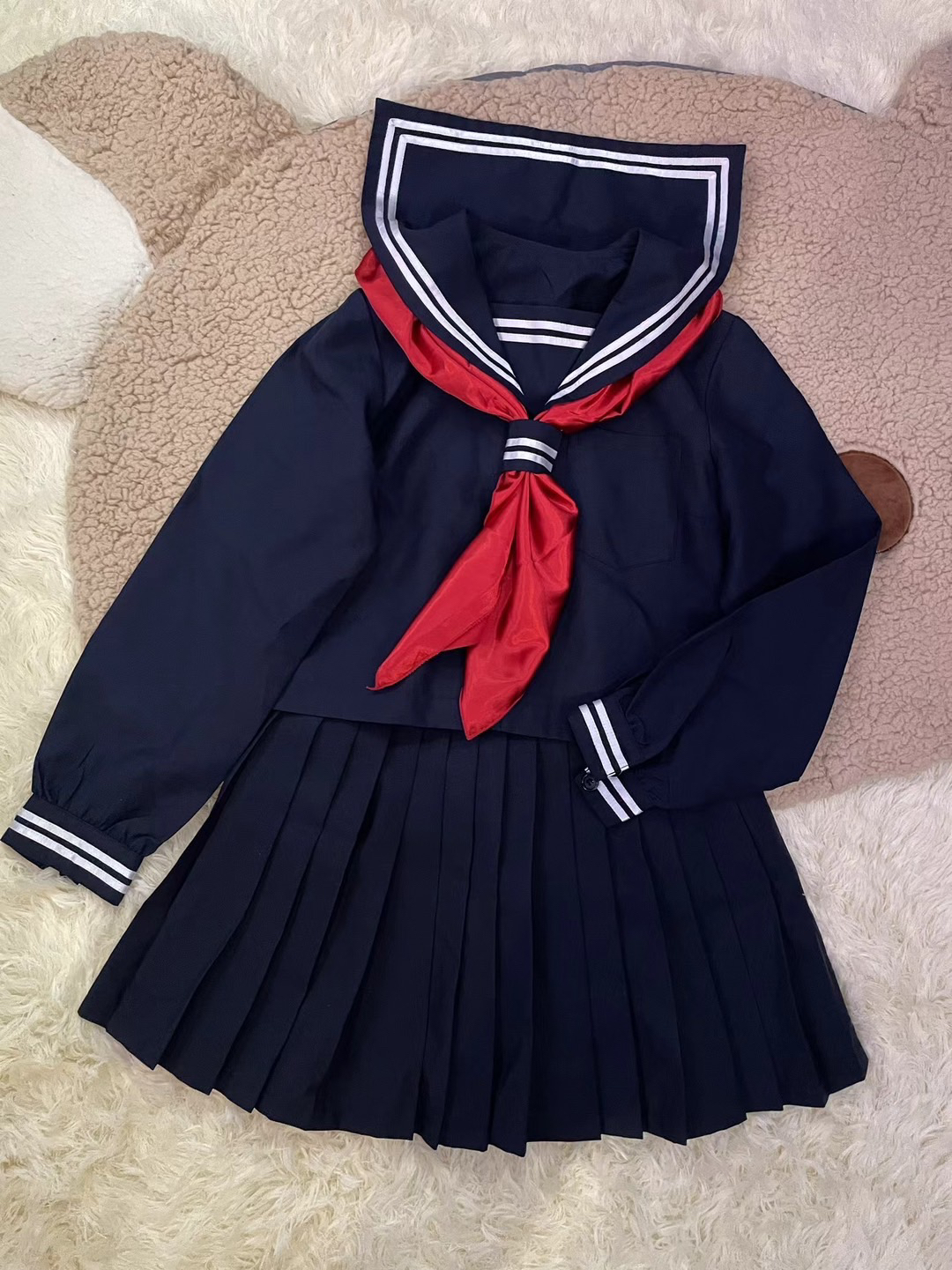 セーラー服 古風な雰囲気の学園セーラー服