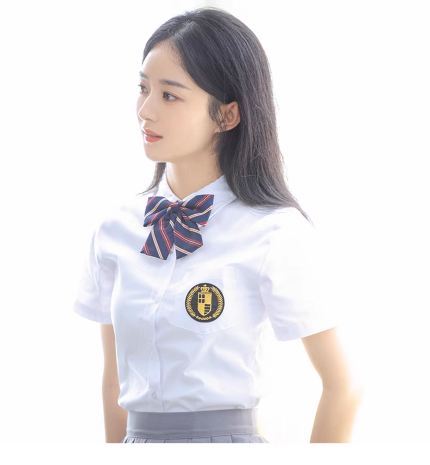 セーラー服 清楚感漂う制服半袖ブラウス