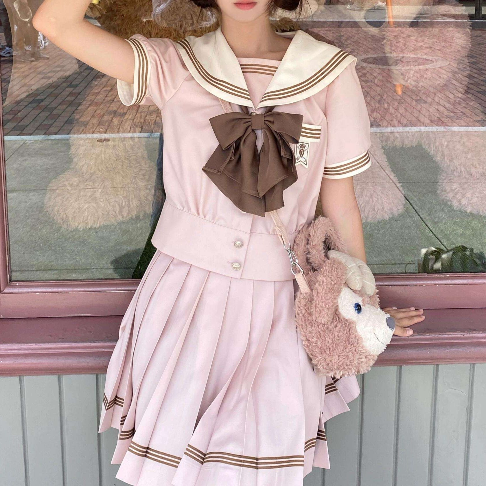 セーラー服 ふんわり優美なセーラー制服