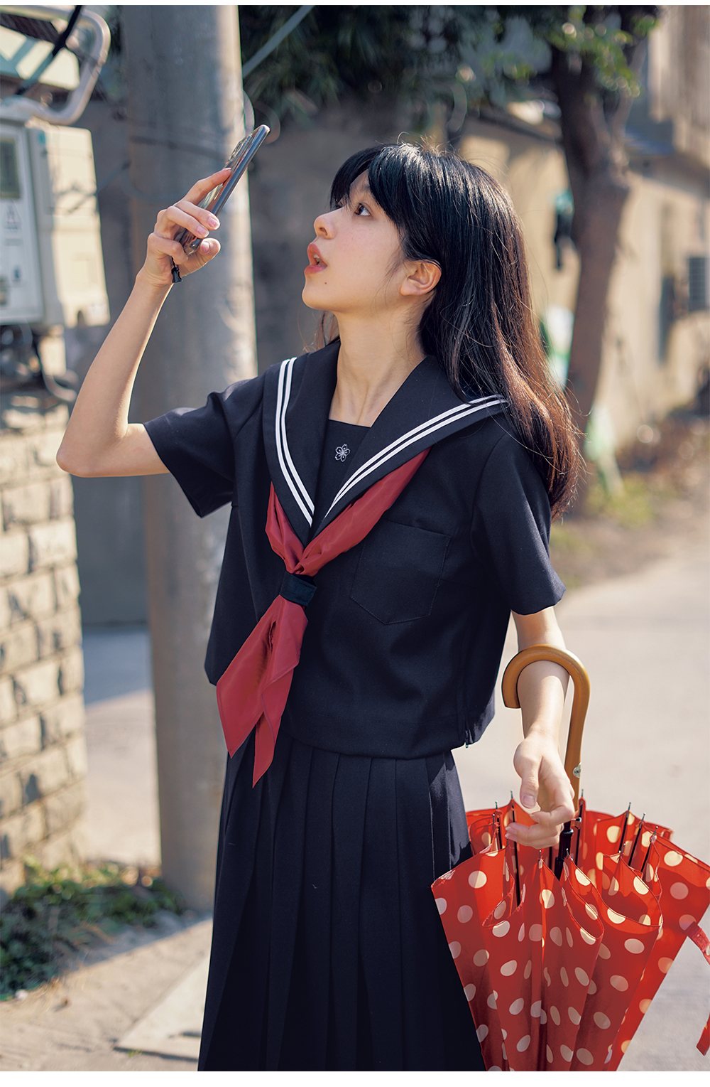 セーラー服 赤リボン付き半袖 制服