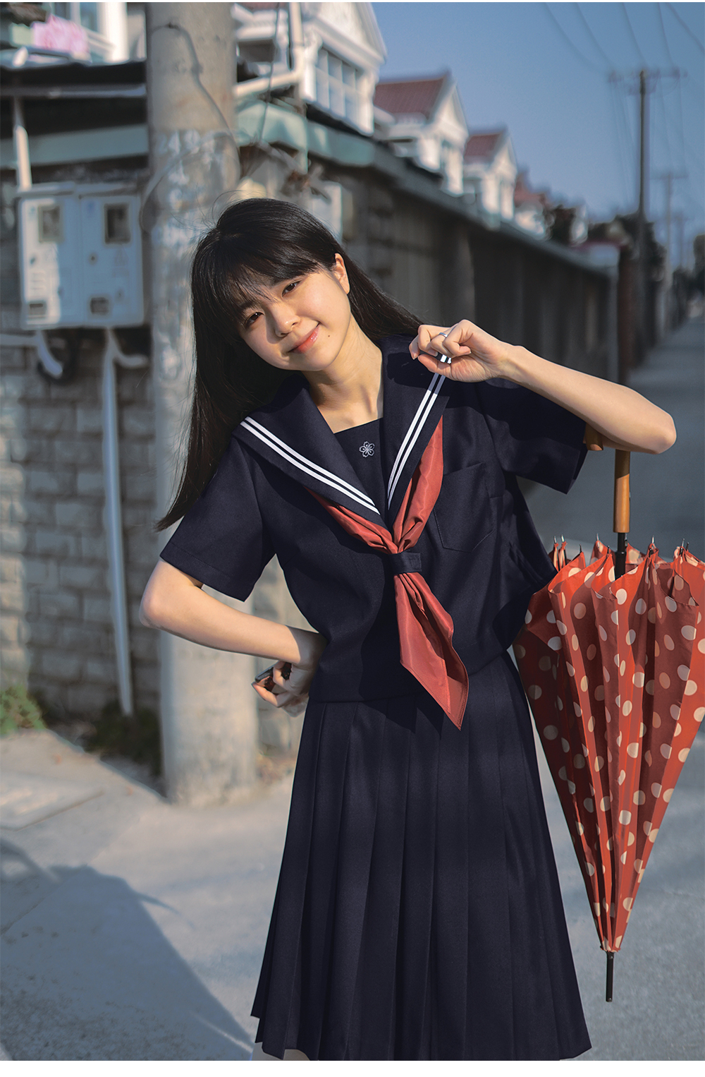 セーラー服 赤リボン付き半袖 制服