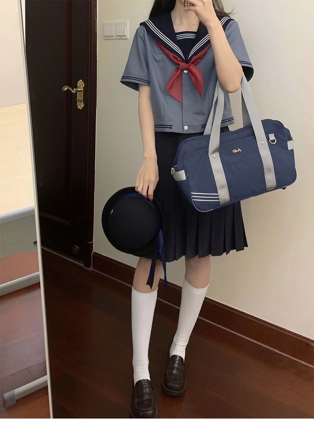 セーラー服 学院風三本線セーラー襟半袖制服ブラウス