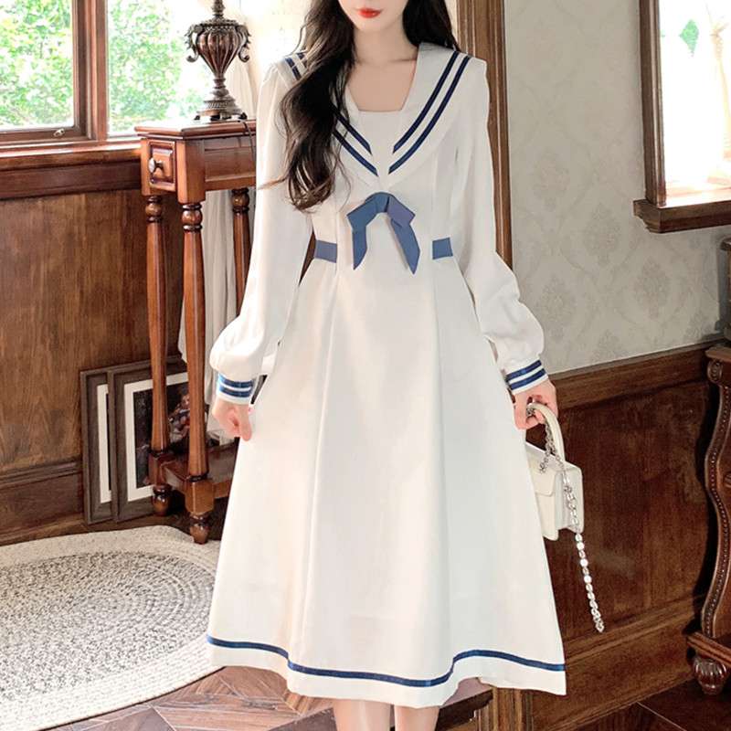 セーラー服 エレガント清楚なセーラー襟ワンピース