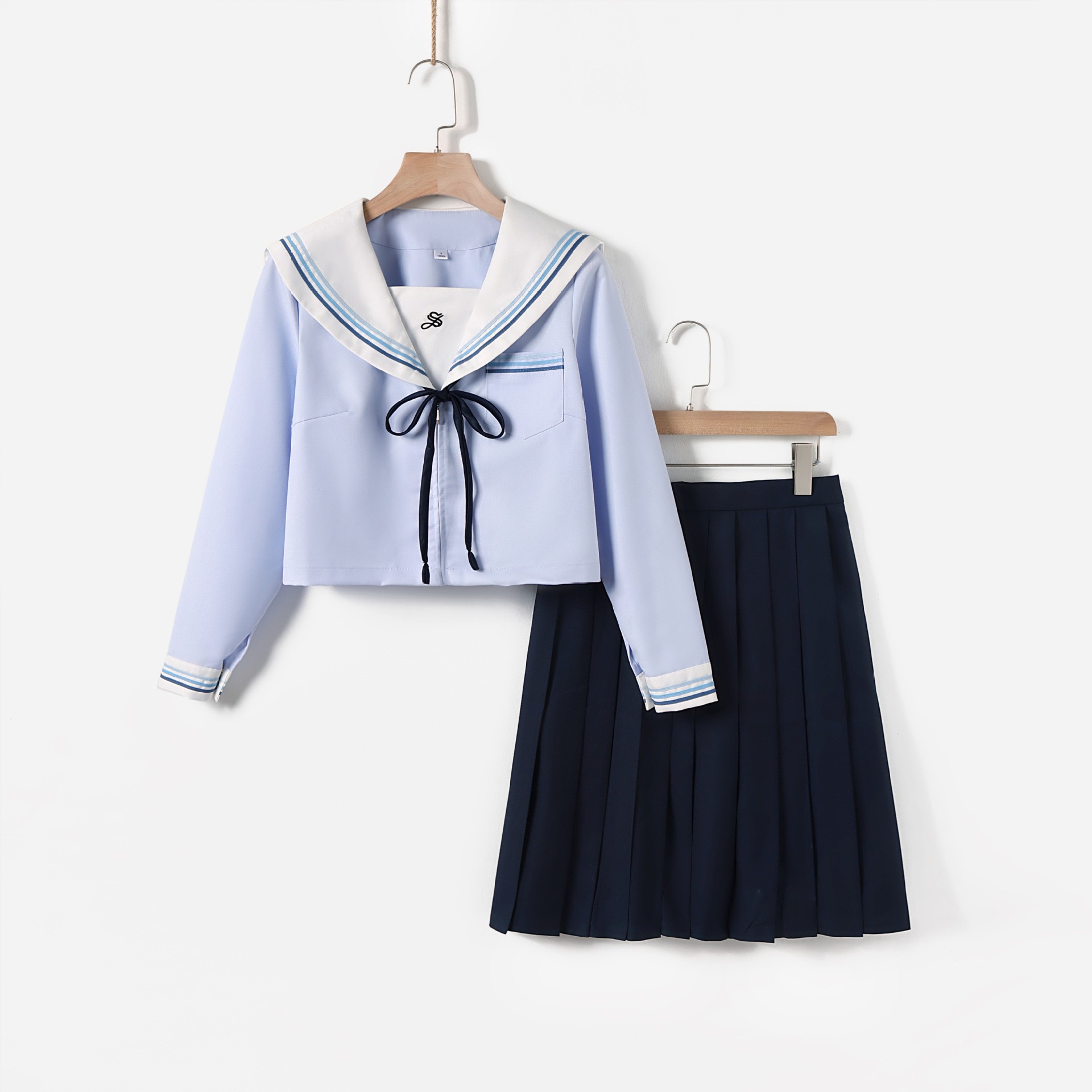 セーラー服 清楚リボン付き半袖セーラートップス