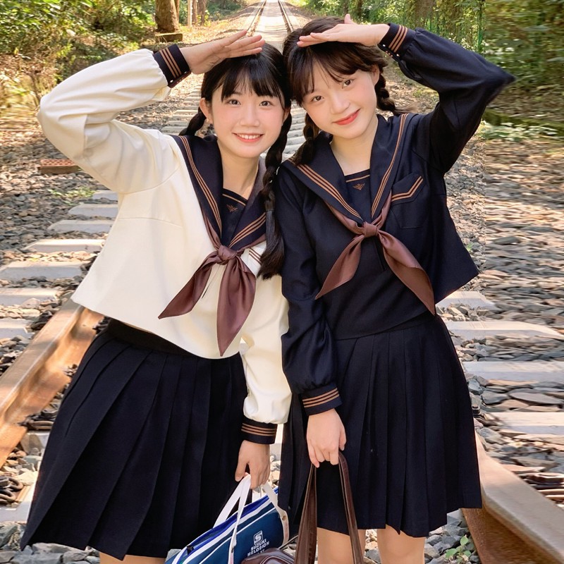 https://fulmo-img-server.com/fairysailor/41cc034c-146b-4d54-a48d-61ae4ac121ba.jpg
