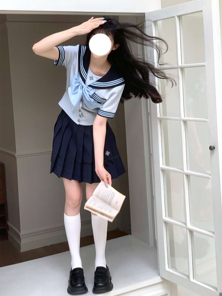 セーラー服  爽やかブルーリボン セーラー制服