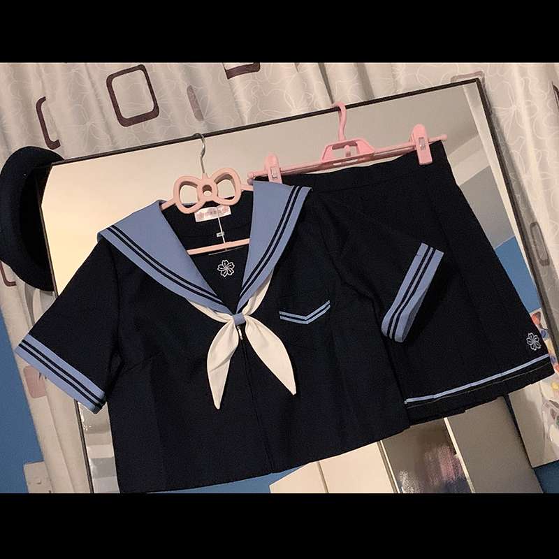 清楚可愛い紺色セーラー服 JK制服風コスプレ衣装
