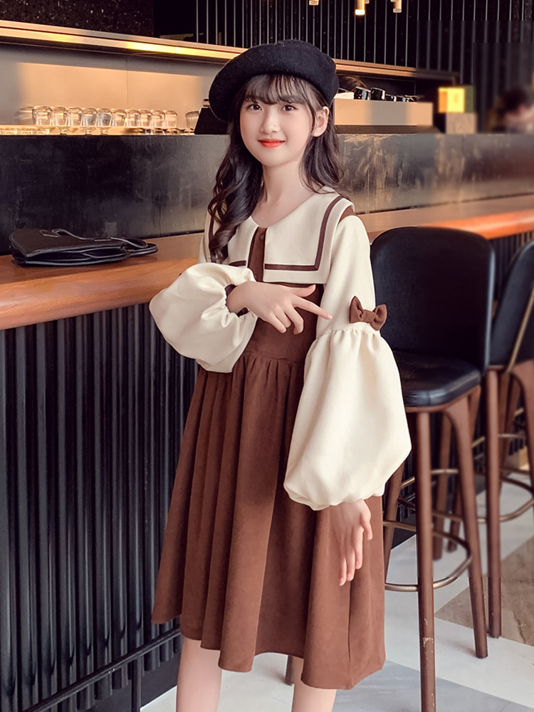 セーラー服 茶色ワンピース