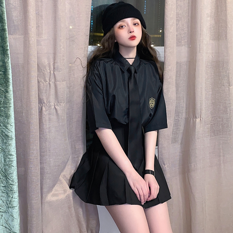 セーラー服 学園風エンブレム付き半袖制服シャツ
