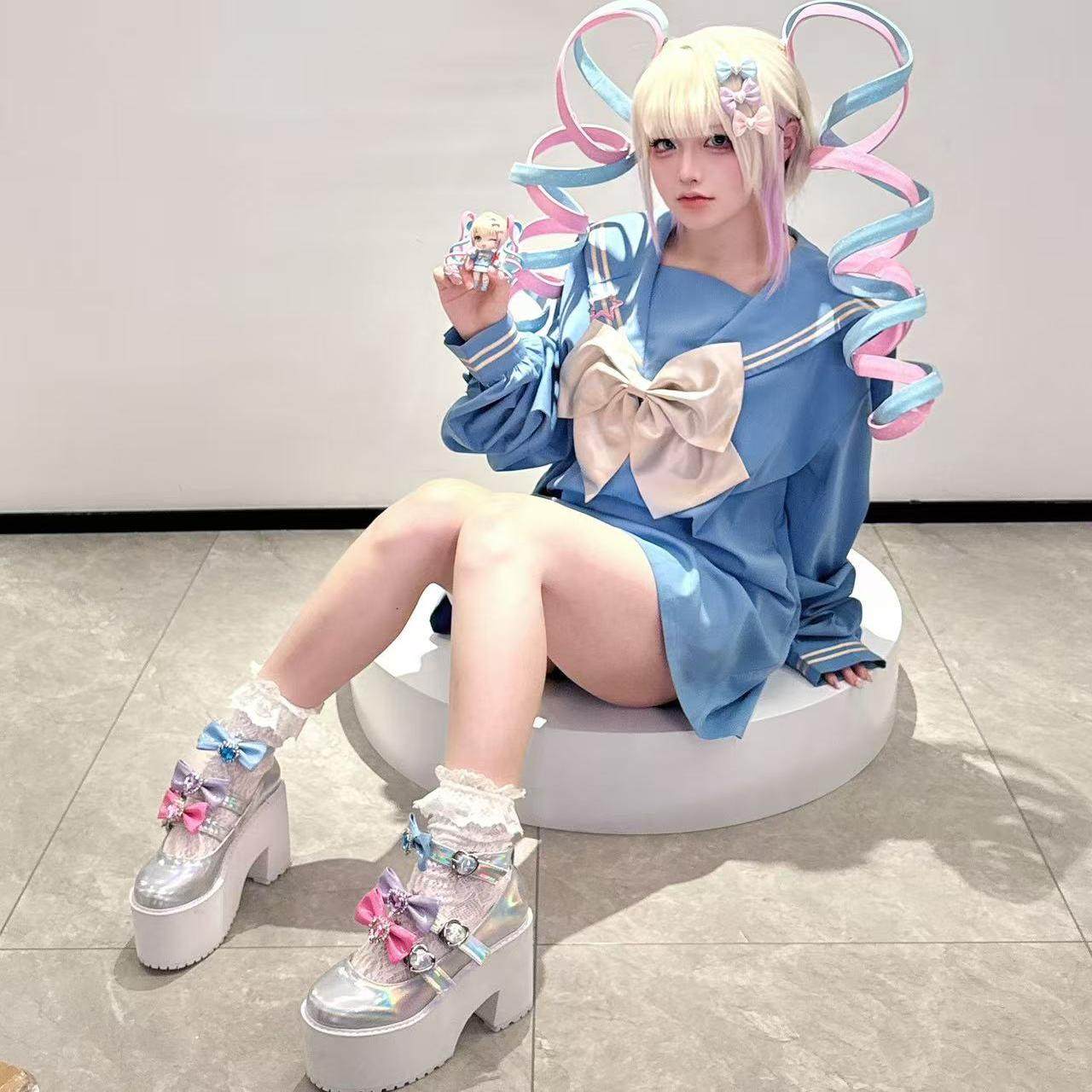 セーラー服 大きめリボン付き長袖セーラートップス