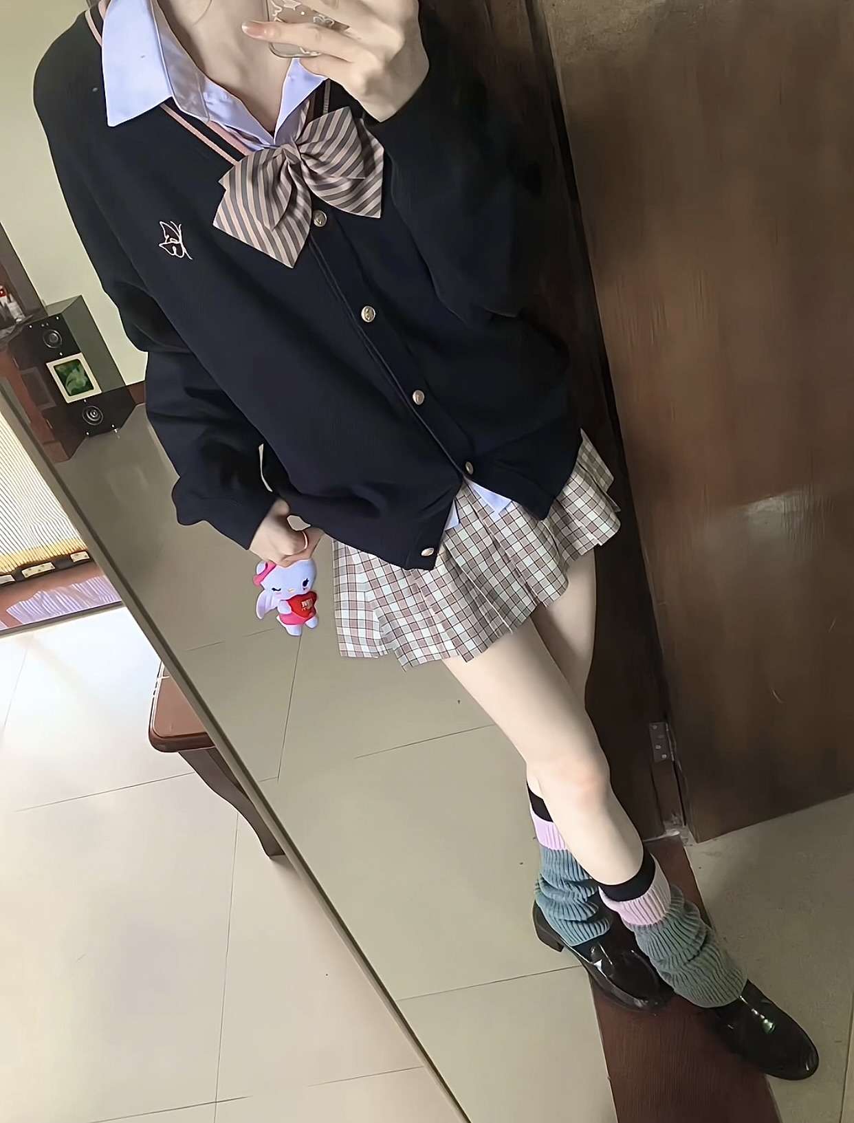 セーラー服 学生風カーディガン制服コーデ