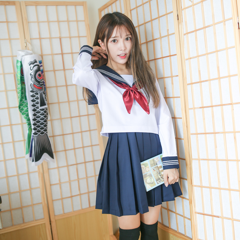 セーラー服 清涼感あふれる正統派セーラー服
