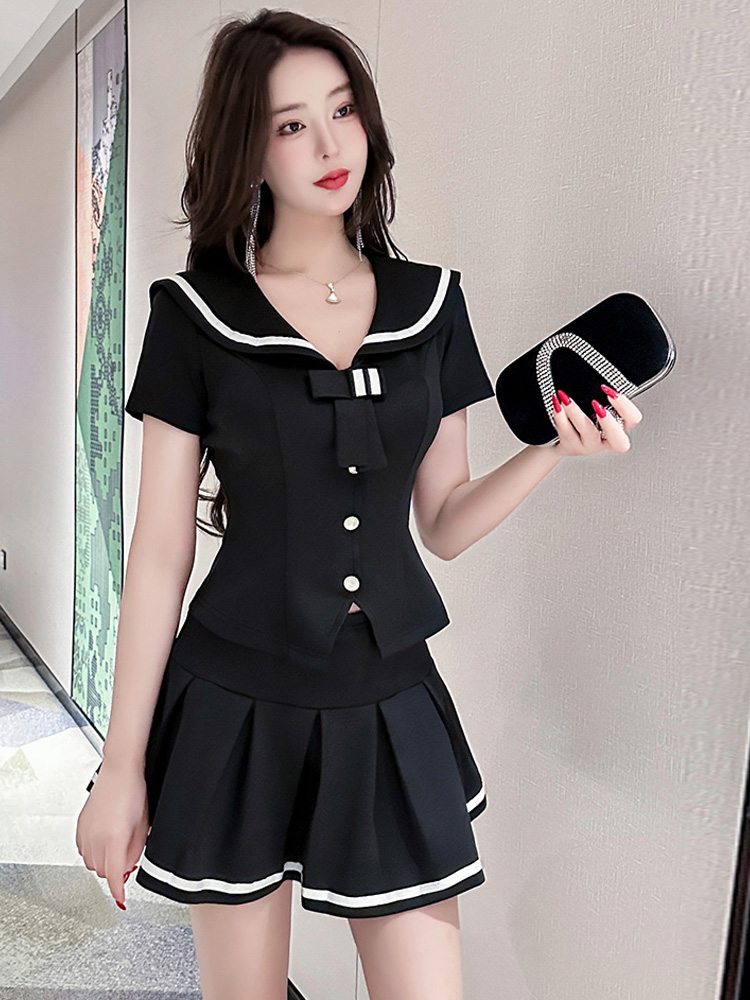セーラー服 大人の魅力 艶やかセーラー服