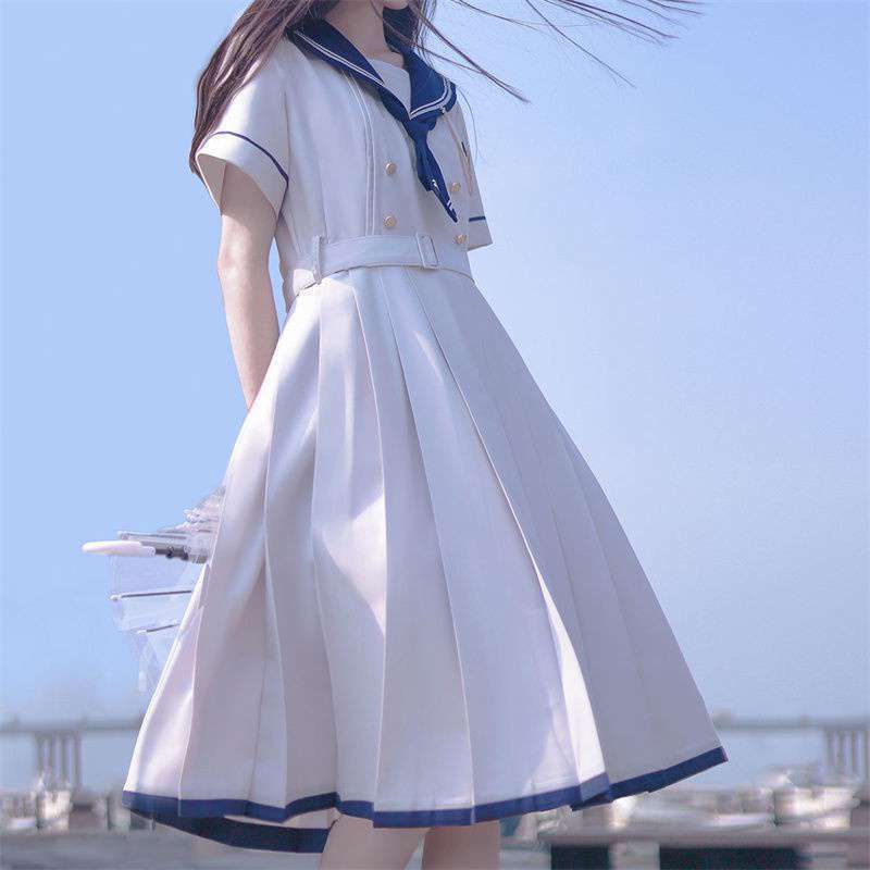 セーラー服 白基調セーラーワンピース
