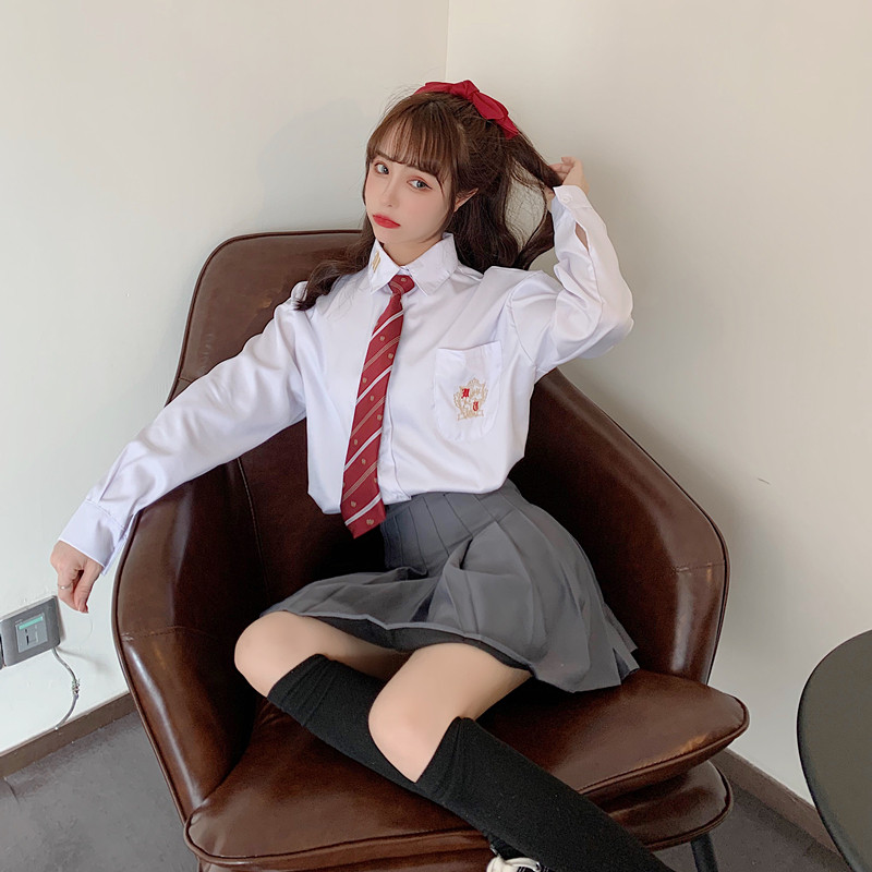 セーラー服 学院風エンブレム付き長袖セーラーブラウス