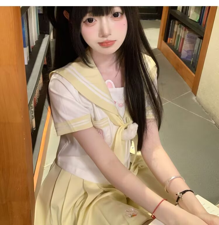 セーラー服 うさぎモチーフ制服セット