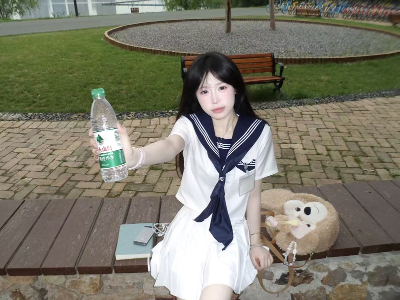 セーラー服 清涼感あふれる伝統セーラー半袖