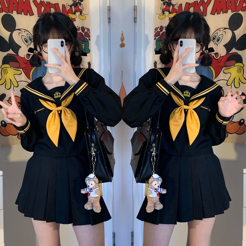 セーラー服 リボン飾り付き正統派セーラー服
