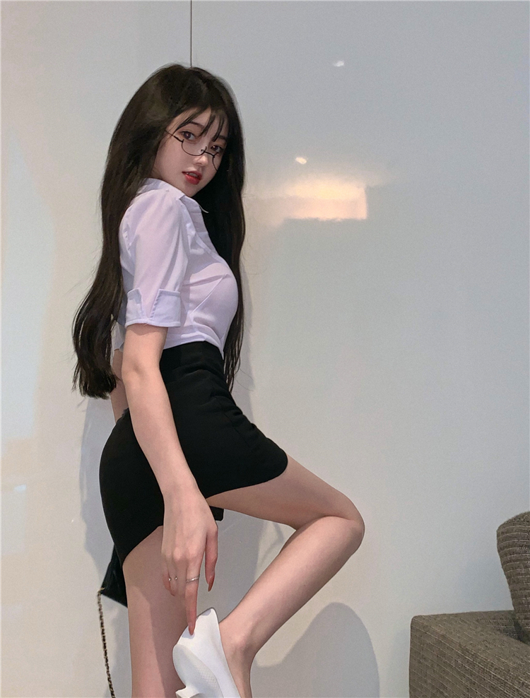 https://fulmo-img-server.com/fairysailor/8b65cc13-fbb4-4bf4-aeb7-a27535bd14b0.jpg