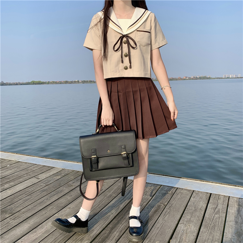 セーラー服 ショート丈リボン付きセーラートップス
