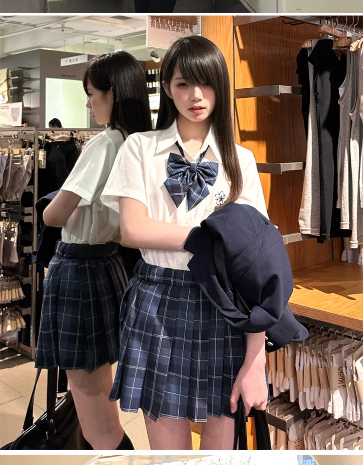 セーラー服 桜刺繍入り清楚系半袖セーラーブラウス