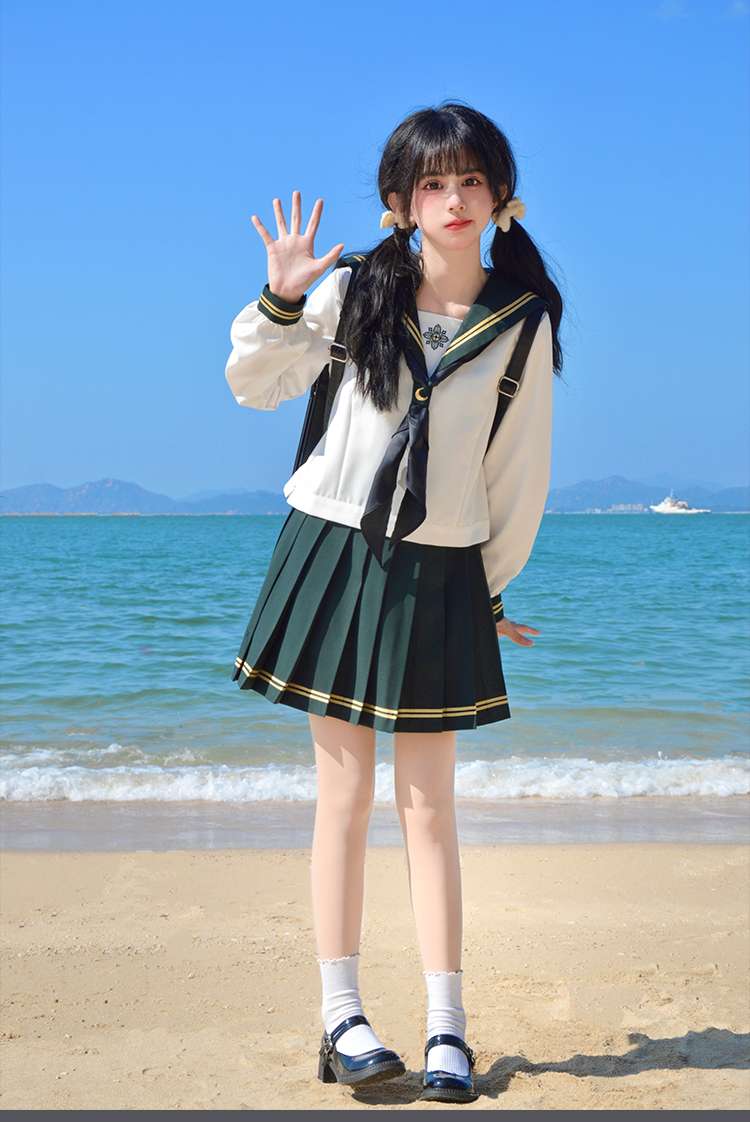 伝統的な学生風セーラー服上下セット