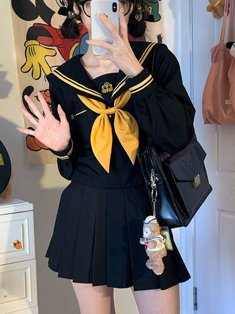 セーラー服 リボン飾り付き正統派セーラー服