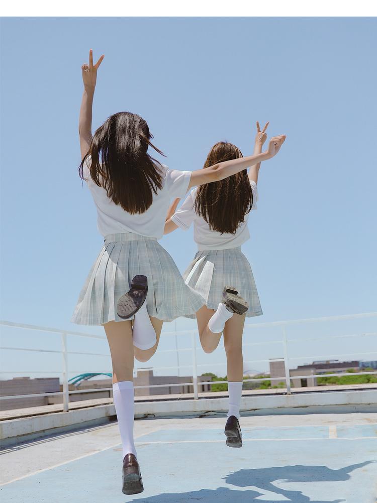 セーラー服 清楚リボン付きセーラー半袖ブラウス