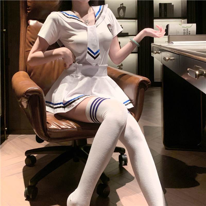 https://fulmo-img-server.com/fairysailor/b6e8db97-6c92-4ec0-b992-c45ef1fe4048.jpg