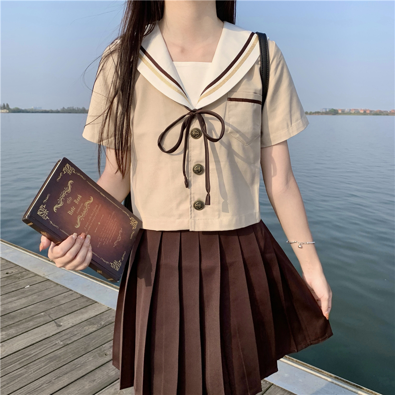 セーラー服 ショート丈リボン付きセーラートップス