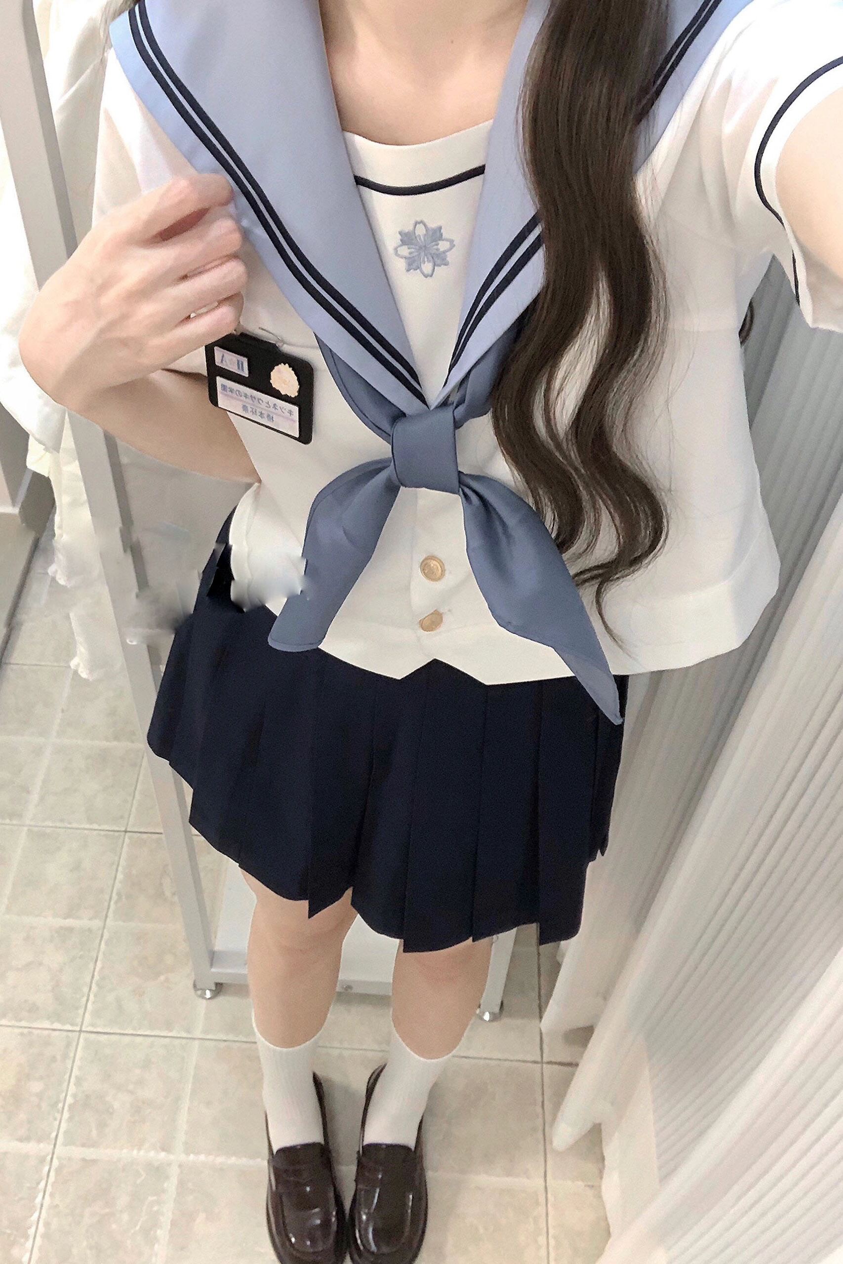 セーラー服 クラシック刺繍入り制服風半袖トップス
