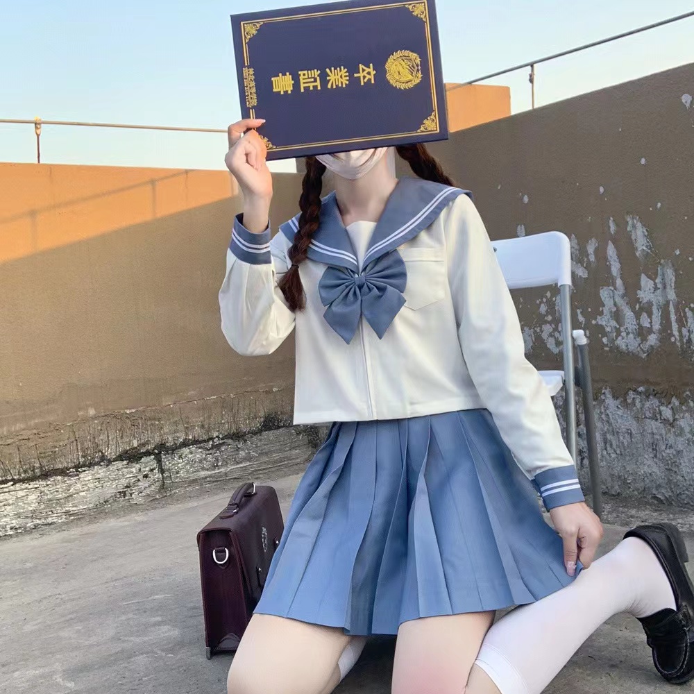https://fulmo-img-server.com/fairysailor/c6efdcff-41ae-4379-98aa-476ec94b4cc2.jpg