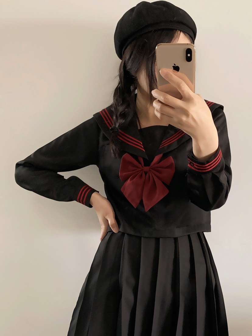 クラシック黒セーラー服 赤リボン付き制服セット