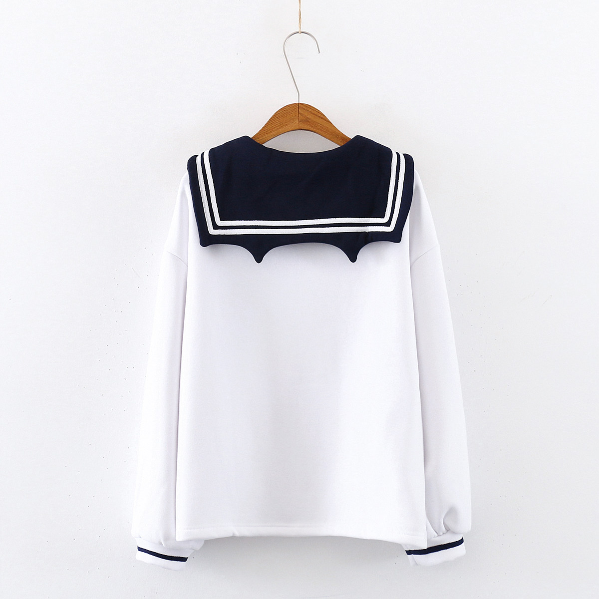 セーラー服 猫刺繍ワンポイント付き長袖セーラーブラウス