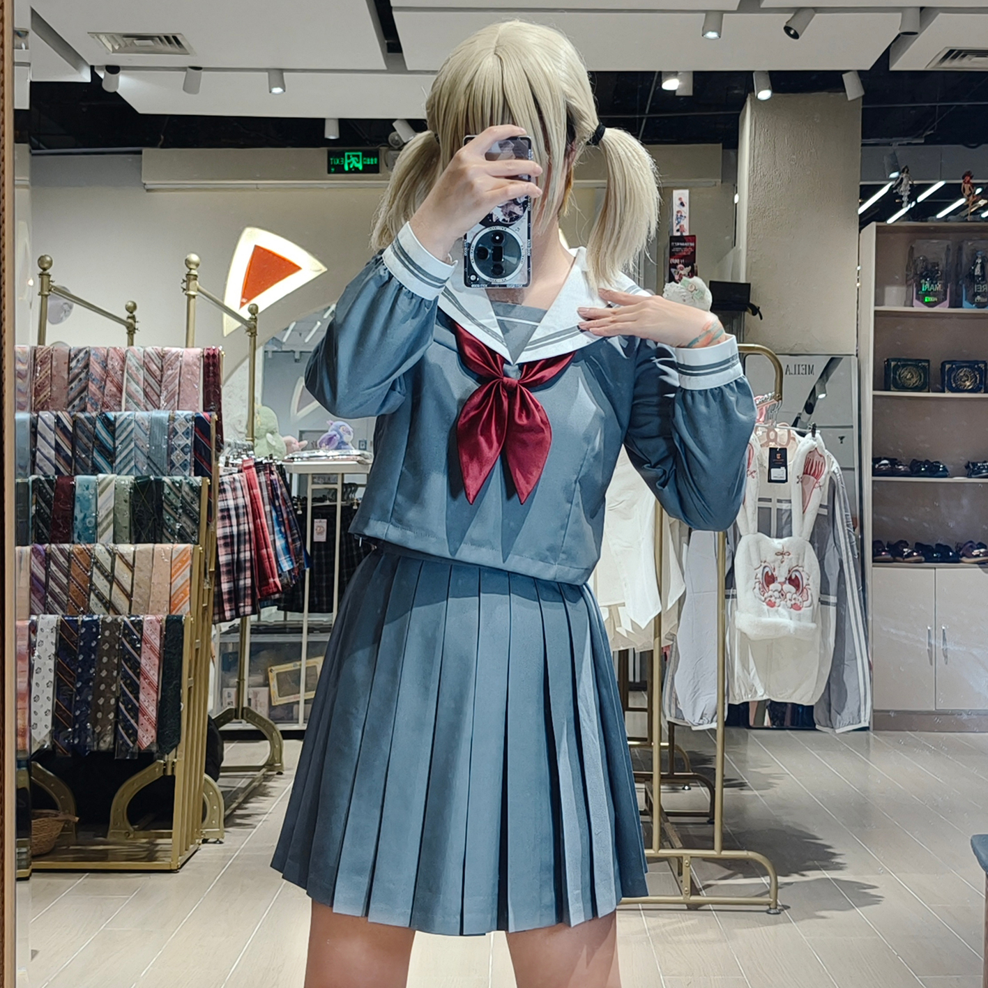 セーラー服 清楚優雅なプリーツセーラー服