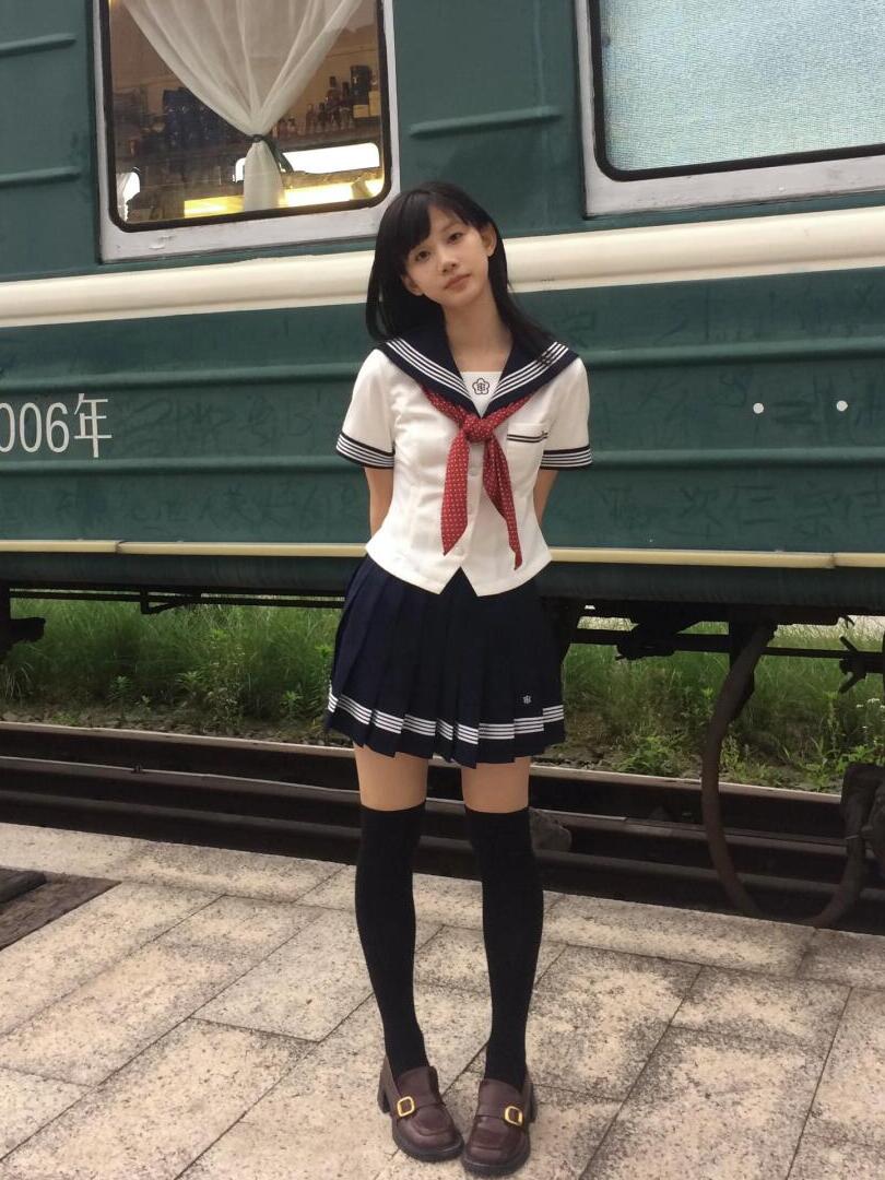 セーラー服 エレガント学園風水玉リボンセーラー服