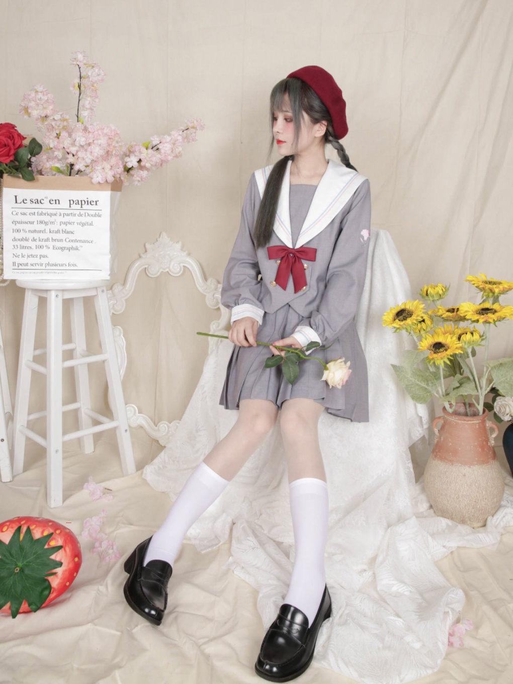 セーラー服 花刺繍入り清楚セーラー制服