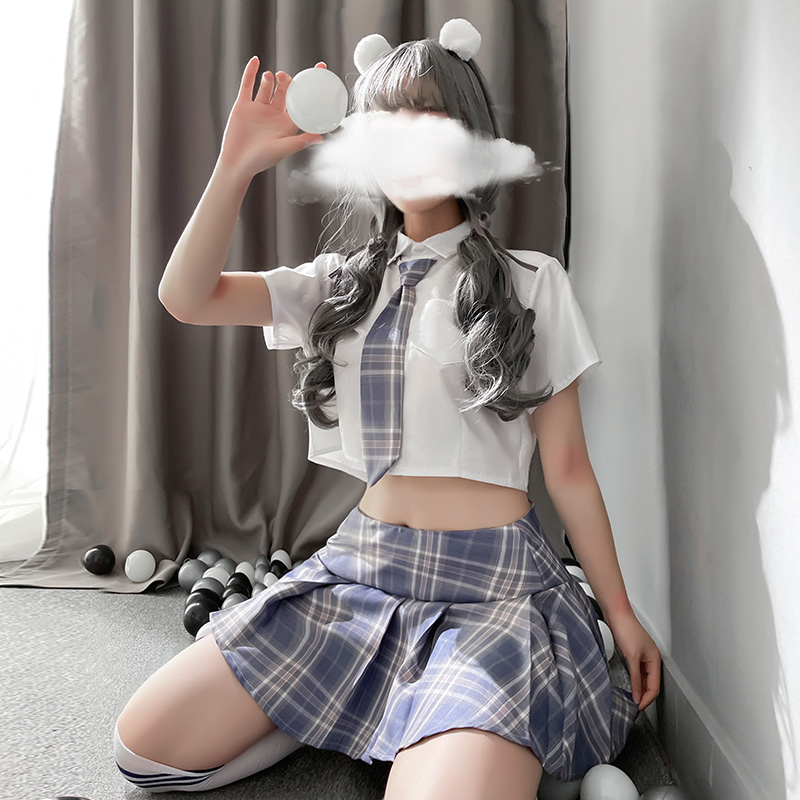 https://fulmo-img-server.com/fairysailor/e242941a-d820-4a1c-b5e4-935447f90c4b.jpg