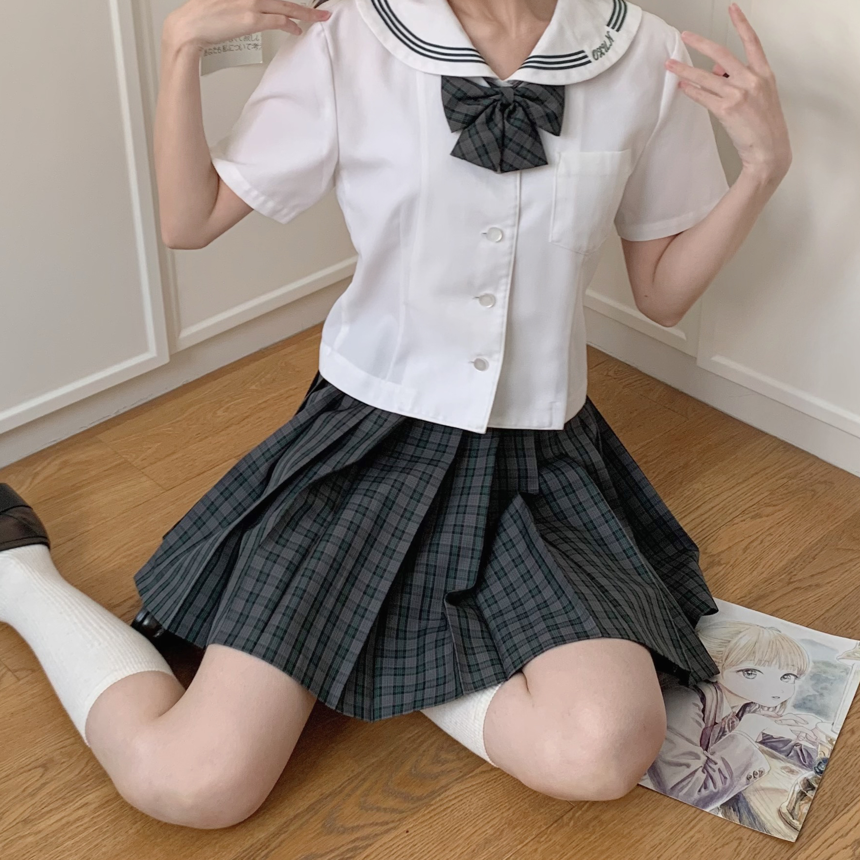 セーラー服 胸ポケット付き半袖セーラーブラウス
