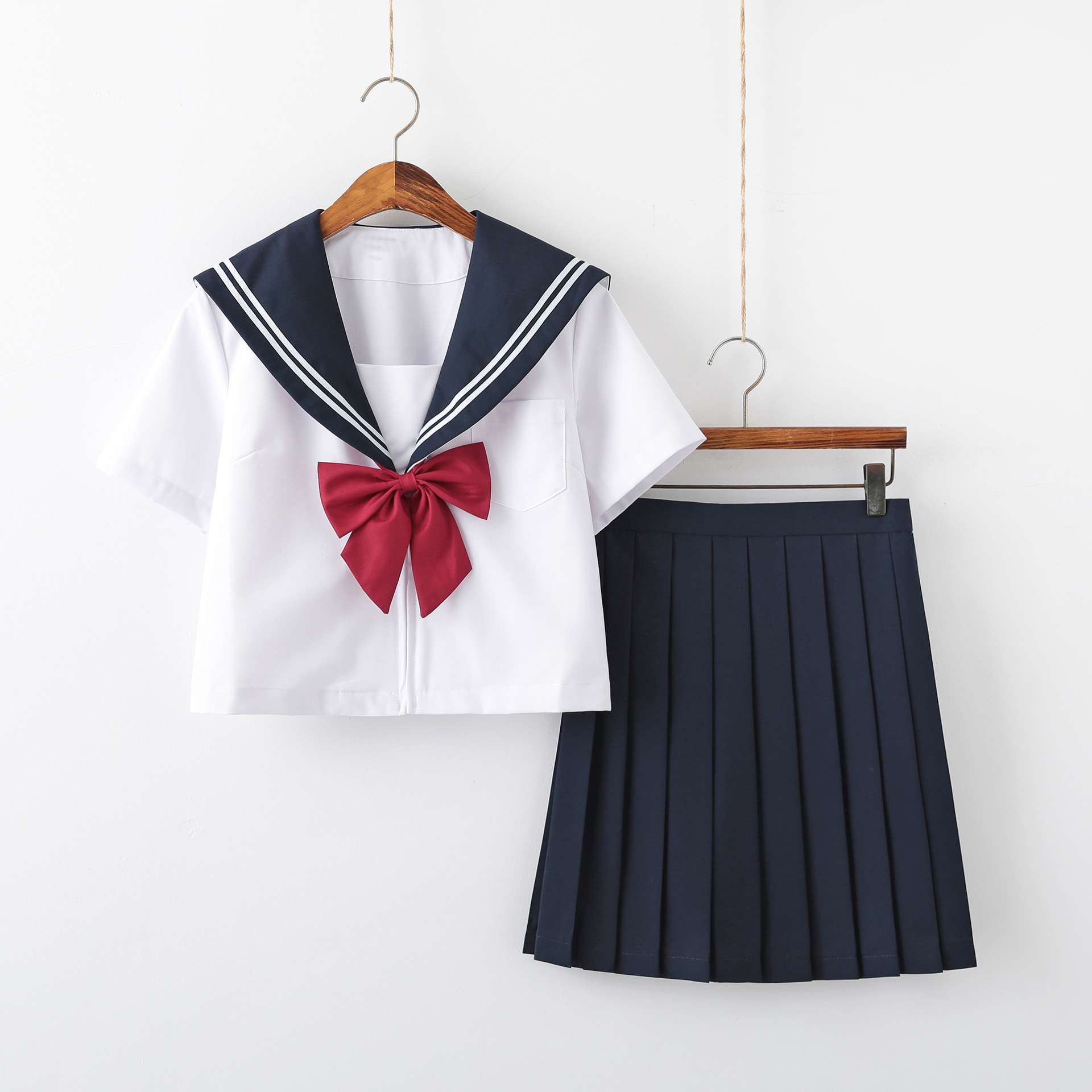 高品質セーラー服の販売店5選